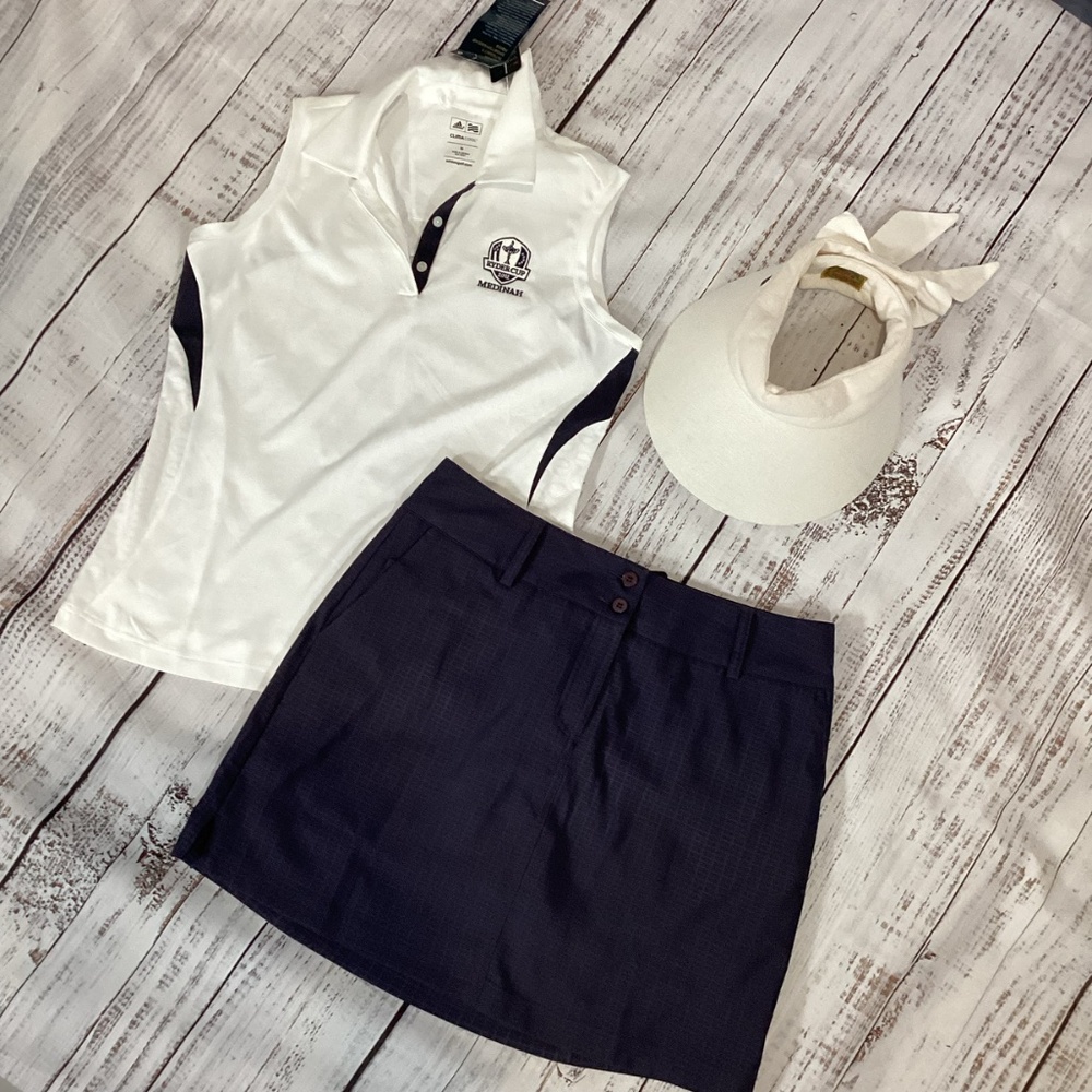 1005. Adidas ClimaCool White & Blue Sleeveless Golf Polo Size M NWT